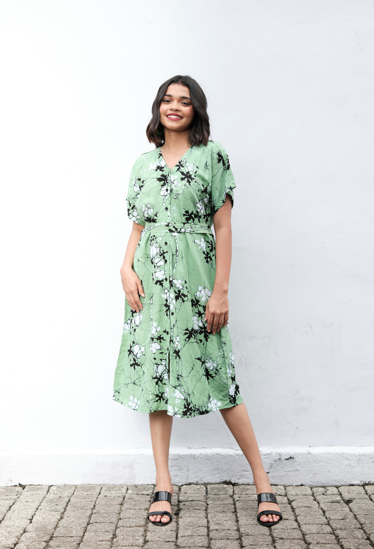 Fleur Vertes - Buttoned Dress